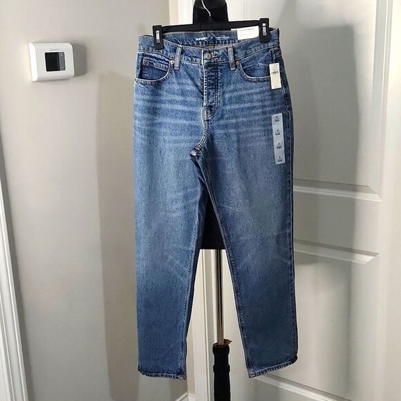 Old Navy | High-Rise Slouchy Straight Jeans | Size 2 - Picture 1 of 4